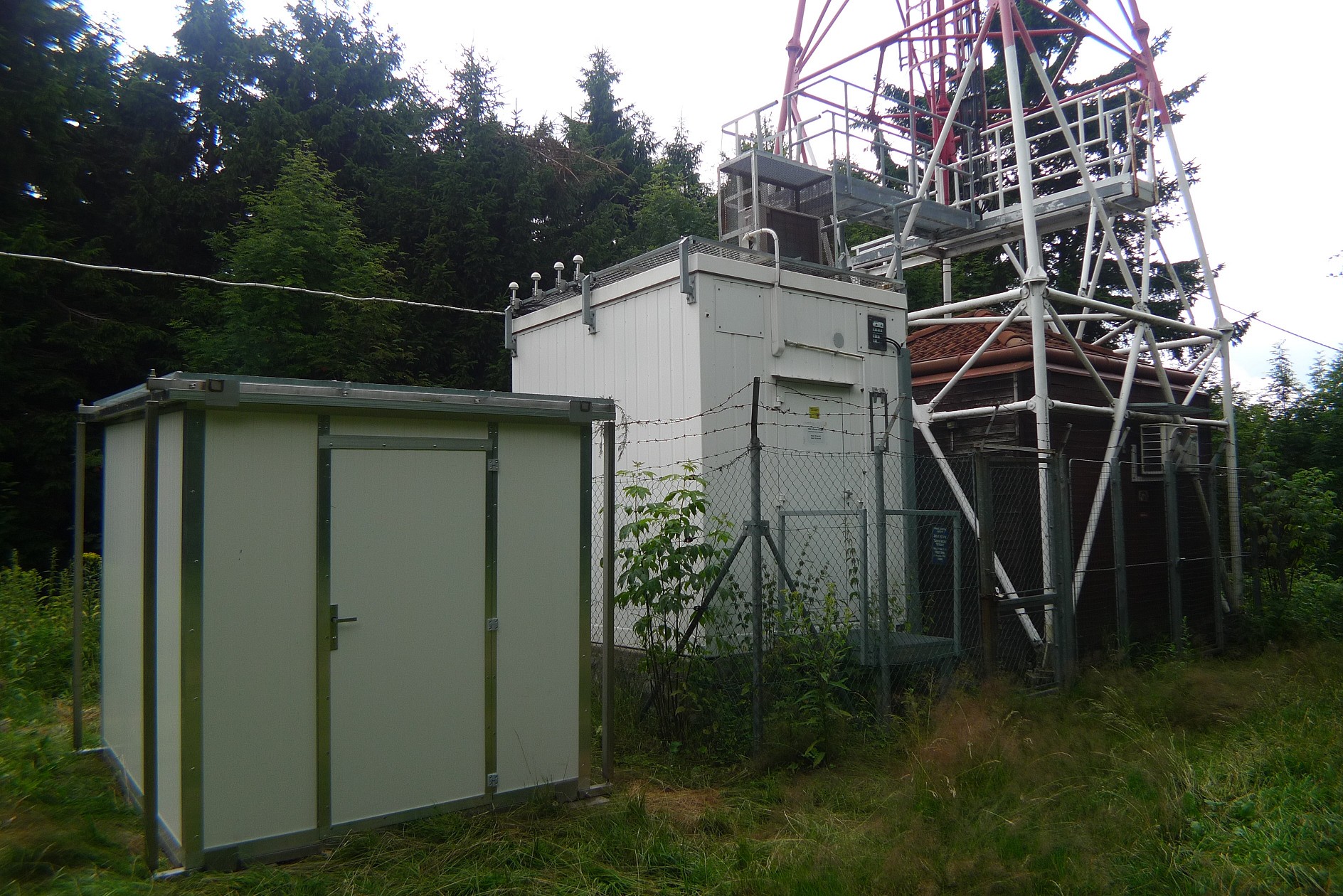 suchy03.jpg (735453 bytes)